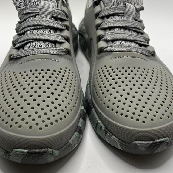 Crocs 206494 LiteRide Camo Pacer Sneaker Shoe Gray Blue Comfort Women's Size 8 - Picture 2 of 6